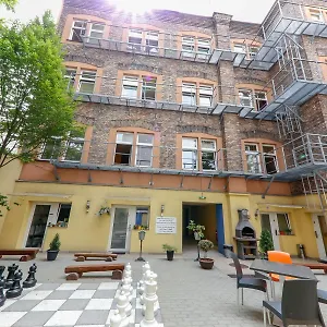 Do Step - & Hostel Βιέννη
