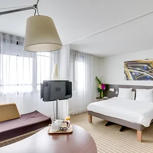 4* מלון Novotel Montreuil Vincennes