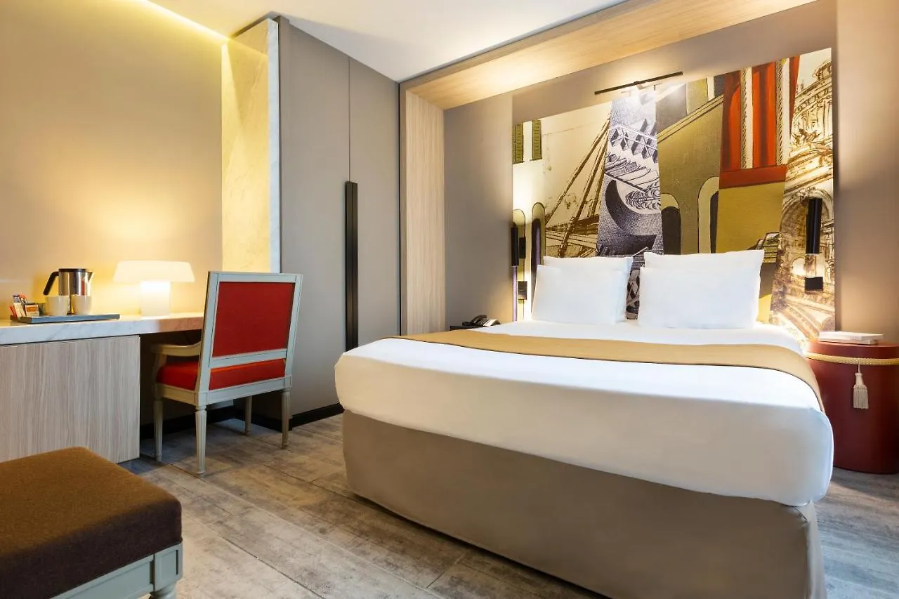 Mercure Paris Alesia 4*,