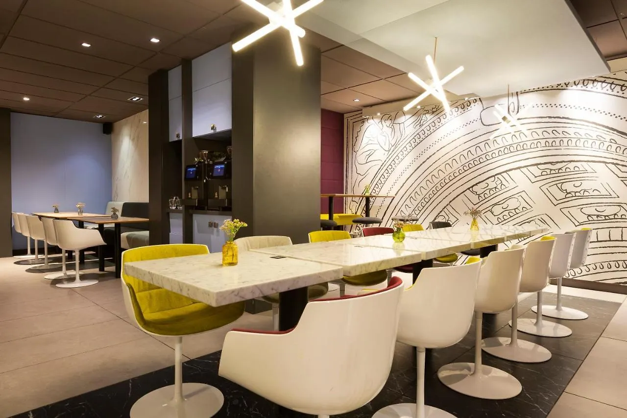Mercure Paris Alesia France